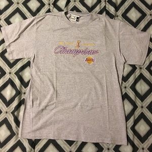 2000 NBA Finals Lakers Championship Shirt.